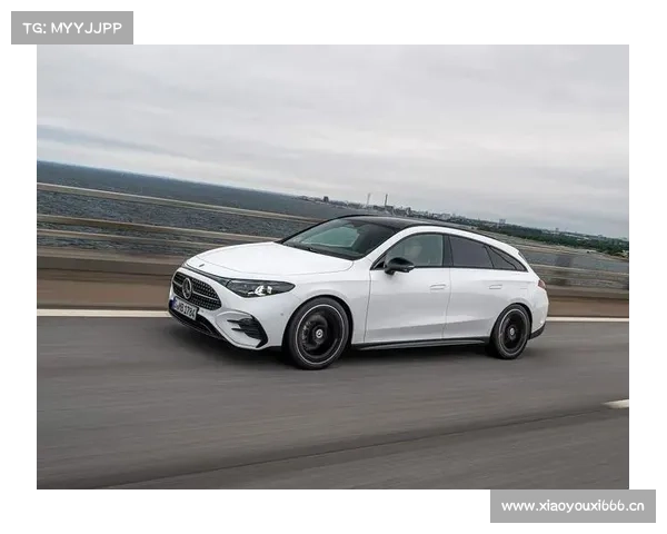 全新奔驰CLA猎装版官图亮相：能跑、能装、还能看星星？